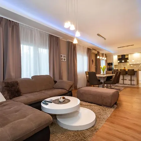Appartamento Leon Biograd Na Moru
